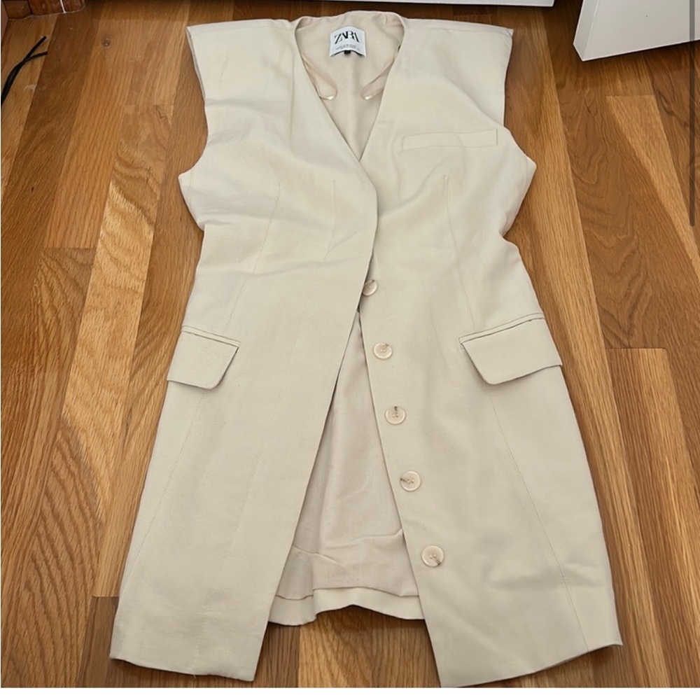 Zara linen blend cutout vest